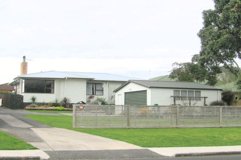 Photo of property in 14 Goods Road, Otumoetai, Tauranga, 3110