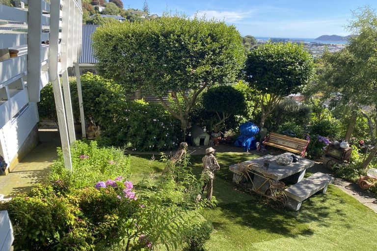Photo of property in 99 Otaki Street, Miramar, Wellington, 6022