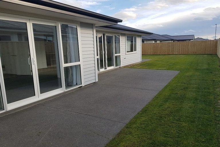 Photo of property in 14 Hickmott Street, Rangiora, 7400