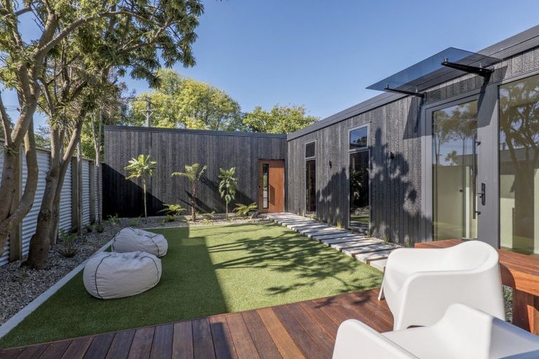 Photo of property in 19 Albany Street, St Albans, Christchurch, 8014