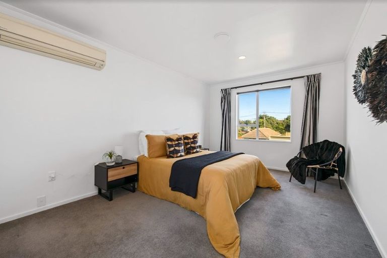 Photo of property in 19 Miro Street, Eastbourne, Lower Hutt, 5013