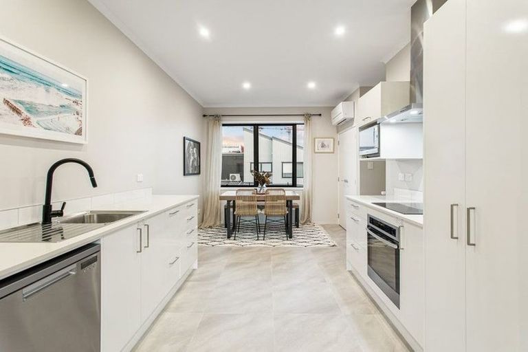 Photo of property in 9 Malcolm Calder Road, Hobsonville, Auckland, 0616