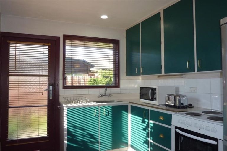 Photo of property in 2/38 Lyndon Street, Riccarton, Christchurch, 8041