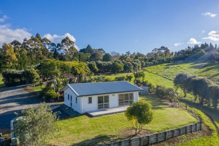 Photo of property in 121d Waimate North Road, Kerikeri, 0293