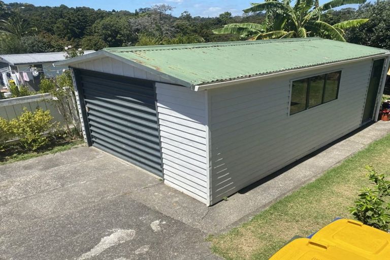 Photo of property in 13 Castleton Street, Birkdale, Auckland, 0626