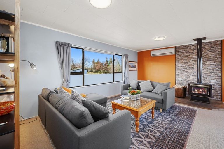 Photo of property in 43 Grace Crescent, Richmond Heights, Taupo, 3330