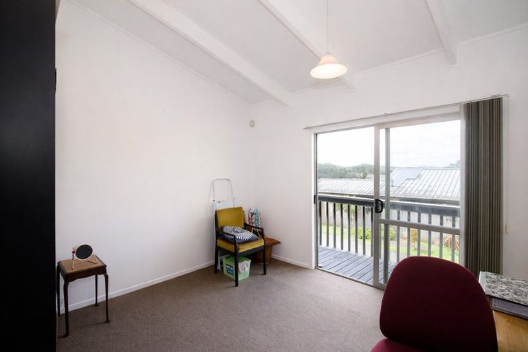 Photo of property in 14 Lyon Road, Waimauku, 0883