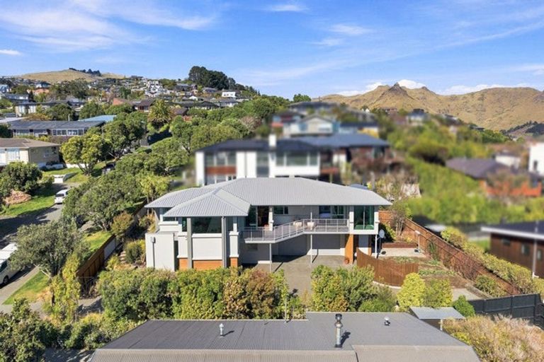 Photo of property in 271 Cannon Hill Crescent, Mount Pleasant, Christchurch, 8081