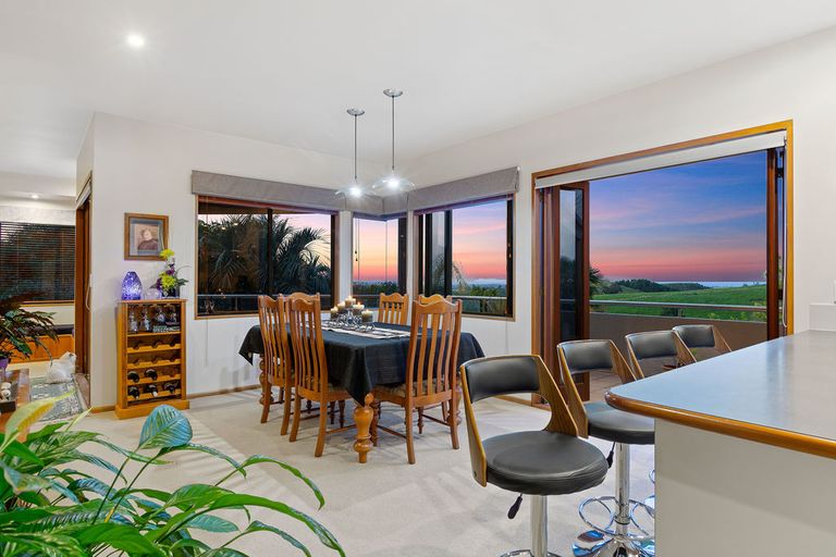 Photo of property in 171 Waikite Road, Welcome Bay, Tauranga, 3175