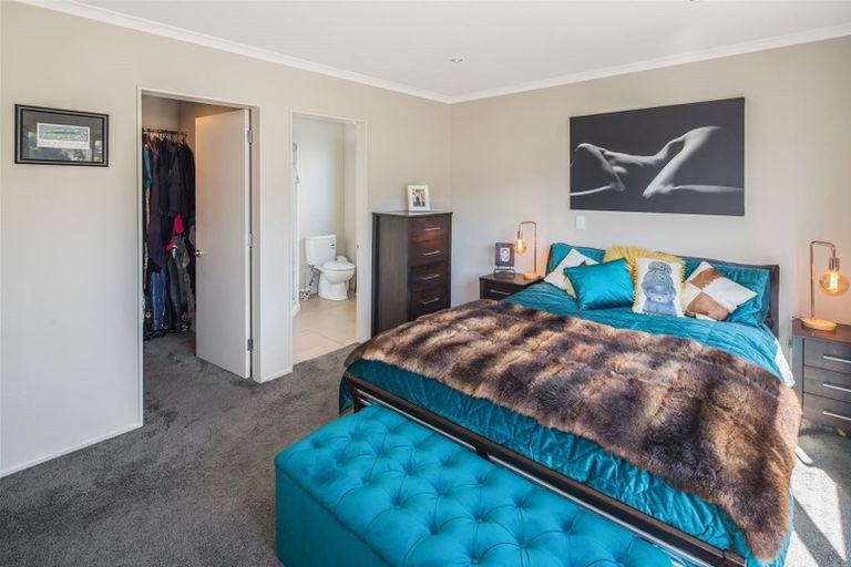 Photo of property in 15 Birch Street, Johnsonville, Wellington, 6037