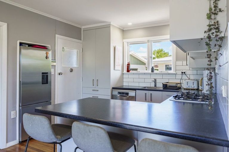 Photo of property in 6 Mcgregor Avenue, Pirimai, Napier, 4112