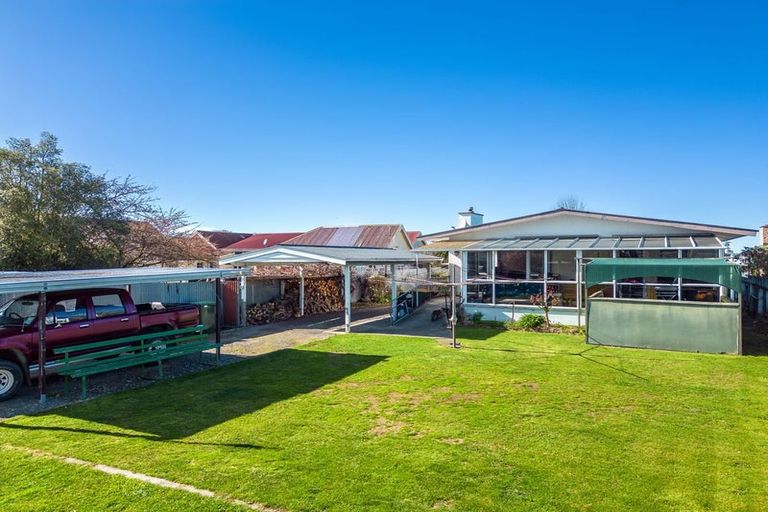 Photo of property in 50 Rhodes Street, Waimate, 7924