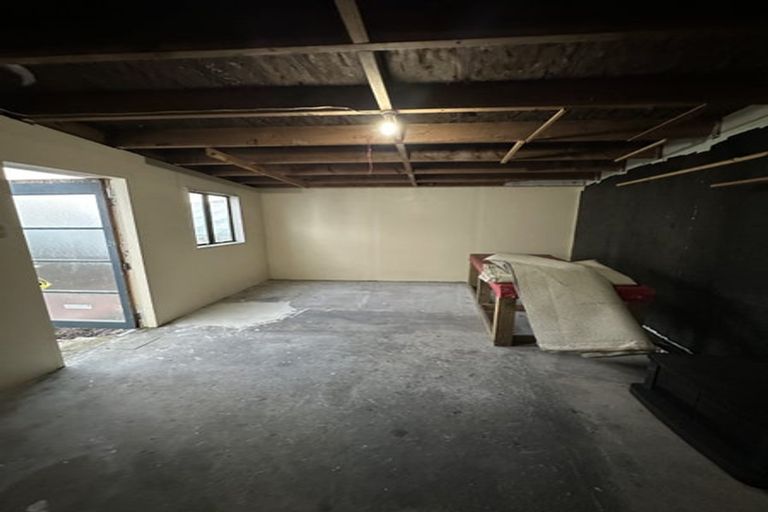 Photo of property in 9c Ironside Road, Johnsonville, Wellington, 6037