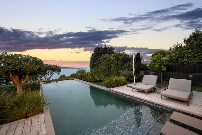 Photo of property in 24 Seacliffe Avenue, Belmont, Auckland, 0622