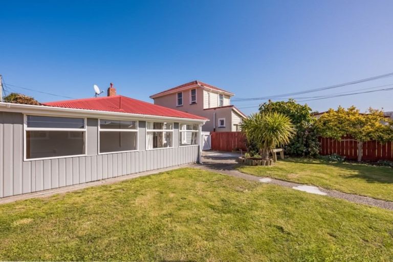 Photo of property in 49 Adelaide Street, Petone, Lower Hutt, 5012