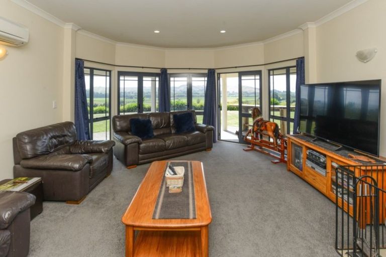 Photo of property in 40 Wheatley Road, Waiohiki, Napier, 4183