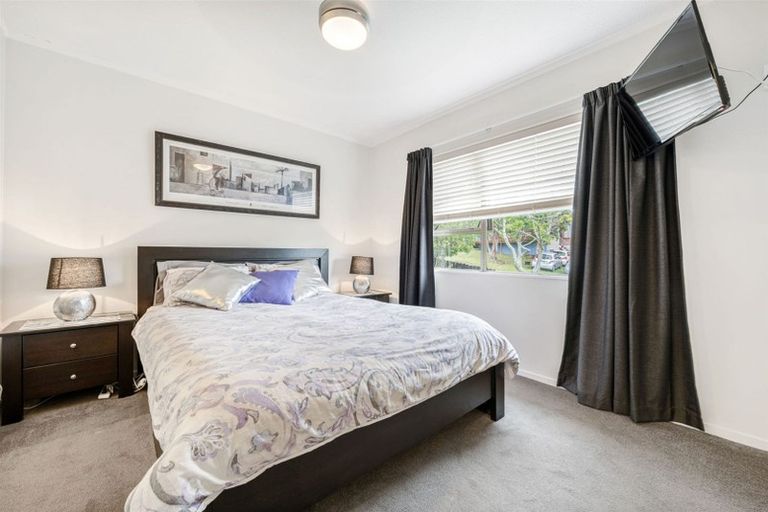 Photo of property in 1/1 Simon Ellice Drive, Bayview, Auckland, 0629