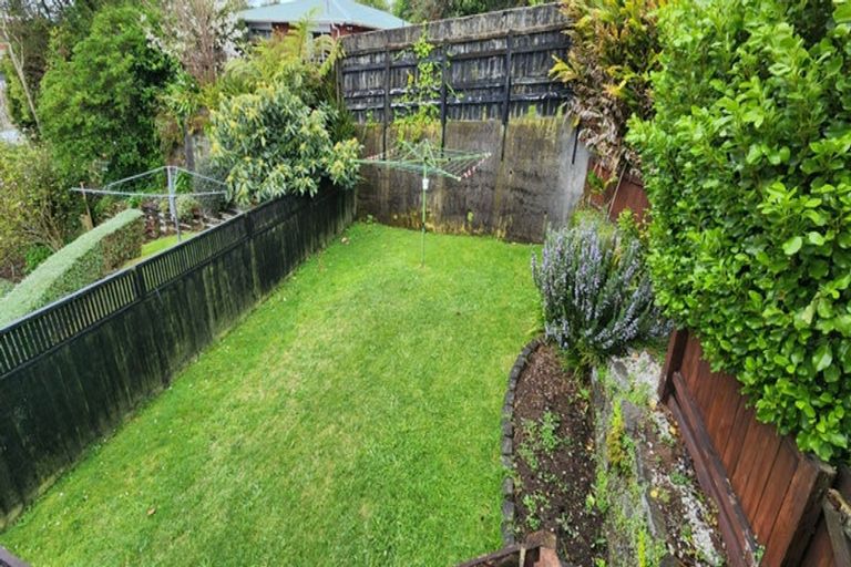 Photo of property in 7 Penrith Street, Westown, New Plymouth, 4310