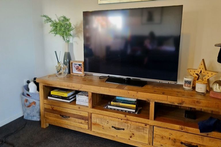 Photo of property in 14 Peckham Lane, Woolston, Christchurch, 8062