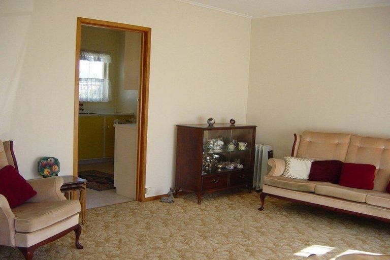 Photo of property in 2/187 Lake Road, Belmont, Auckland, 0622
