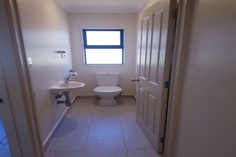 Photo of property in 70 Westgate Drive, Massey, Auckland, 0614