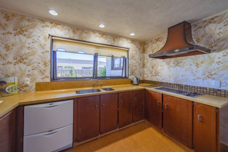 Photo of property in 34 Perry Crescent, Greenmeadows, Napier, 4112