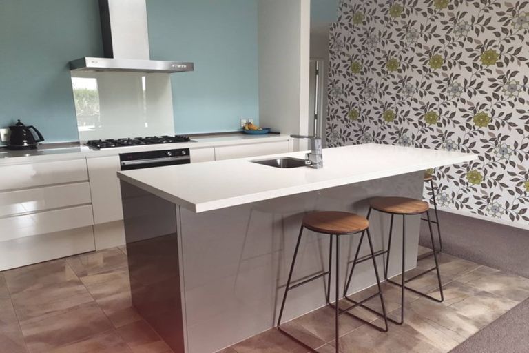 Photo of property in 75 Waikawa Beach Road, Manakau, Levin, 5573