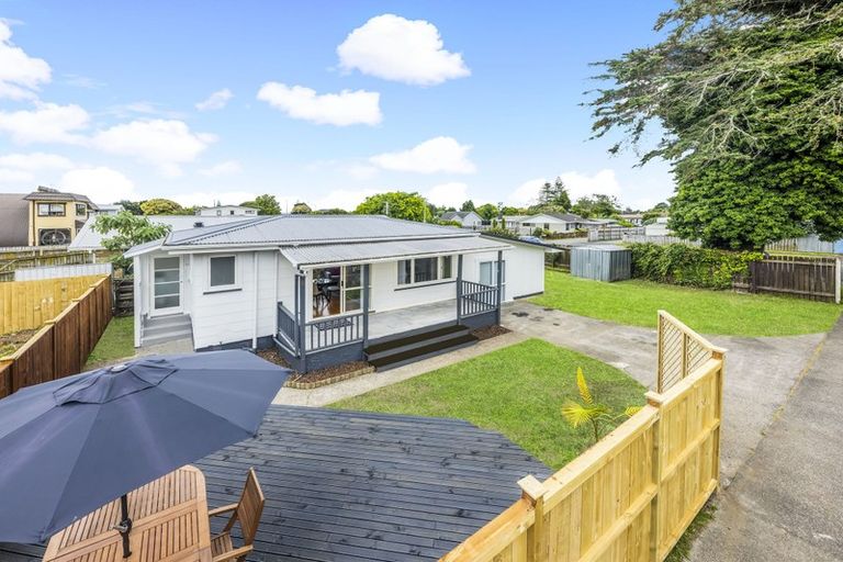 Photo of property in 1/13 Blanes Road, Weymouth, Auckland, 2103