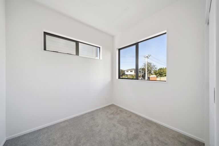 Photo of property in 10 Clendon Place, Manurewa, Auckland, 2102