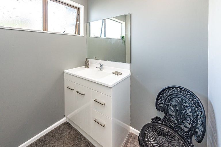 Photo of property in 5a Bens Place, Springvale, Whanganui, 4501