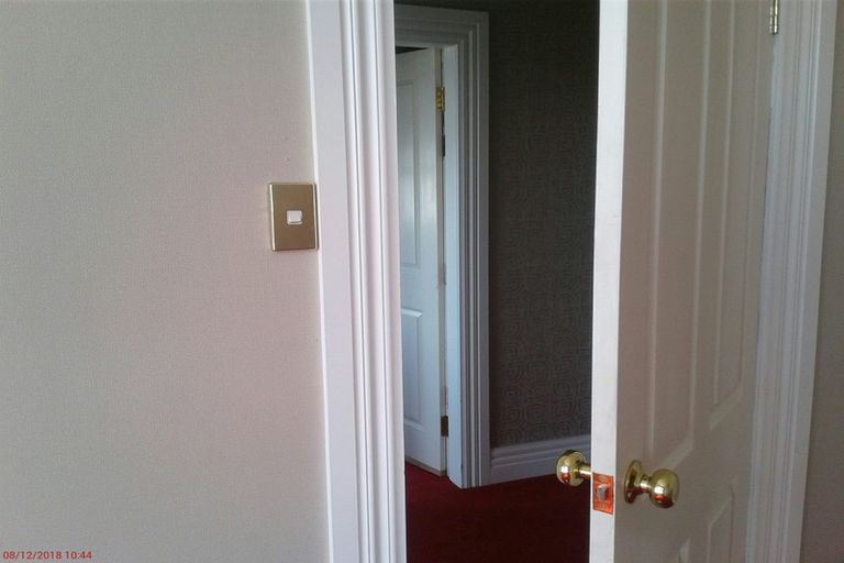 Photo of property in 6-10 Mudges Terrace, Newtown, Wellington, 6021