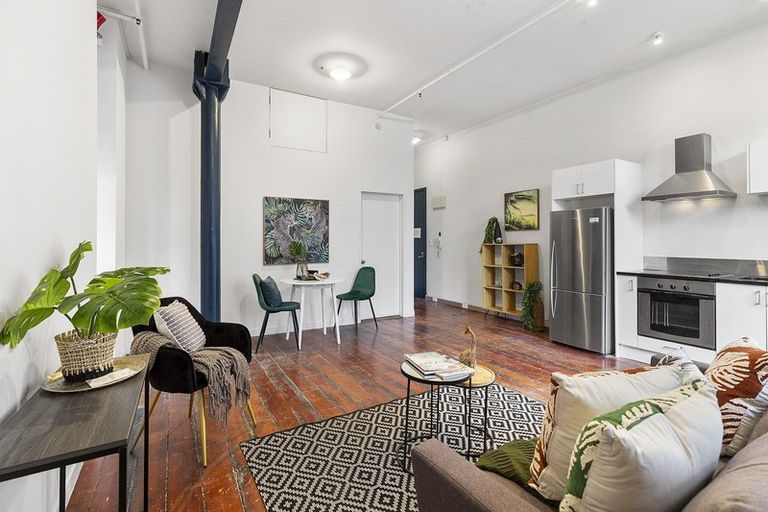 Photo of property in Hannahs Warehouse, 20/13 Leeds Street, Te Aro, Wellington, 6011