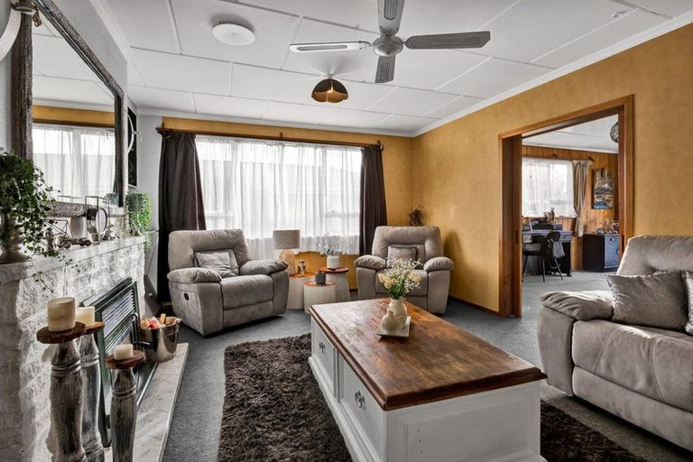 Photo of property in 23 Pacey Avenue, Hawera, 4610