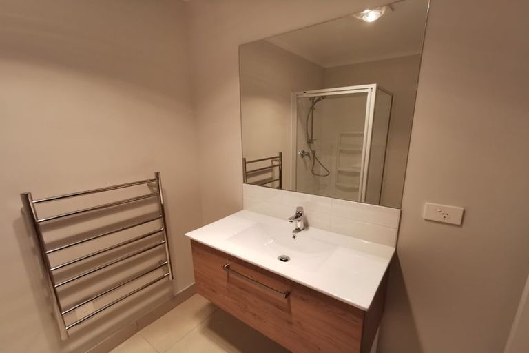 Photo of property in 46 Walter Merton Road, Hobsonville, Auckland, 0616