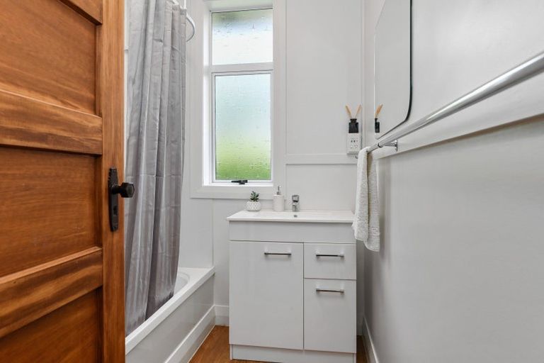 Photo of property in 46 Marewa Street, Kew, Dunedin, 9012