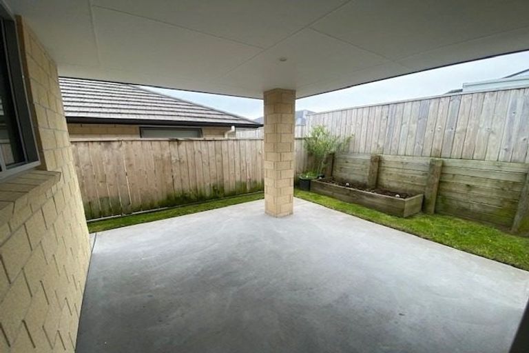 Photo of property in 11 Richardson Road, Omokoroa, 3114