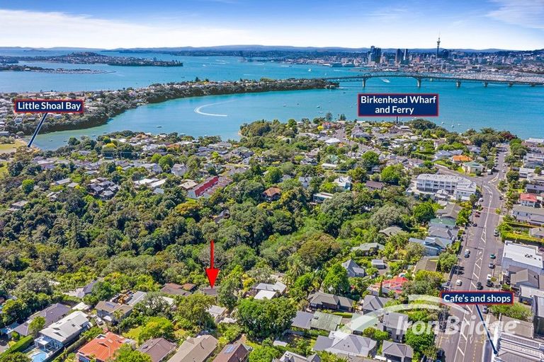 Photo of property in 97b Hinemoa Street, Birkenhead, Auckland, 0626