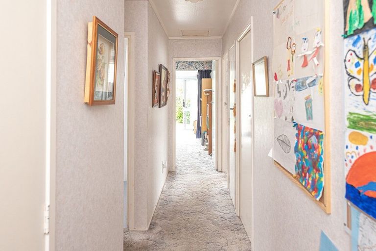 Photo of property in 27 Ward Street, Aramoho, Whanganui, 4500