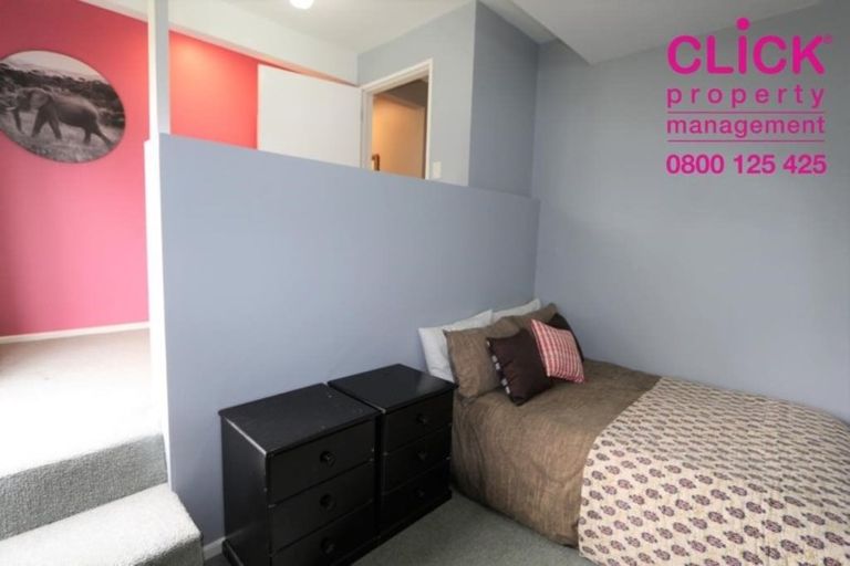 Photo of property in 2a Church Hill Road, Green Island, Dunedin, 9018