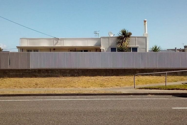 Photo of property in 102 Seabury Avenue, Foxton Beach, Foxton, 4815