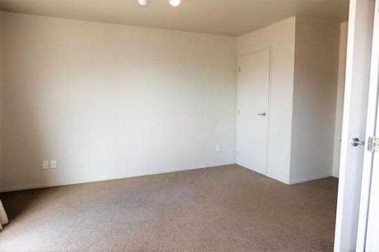 Photo of property in 4/32 Cranmer Square, Christchurch Central, Christchurch, 8013