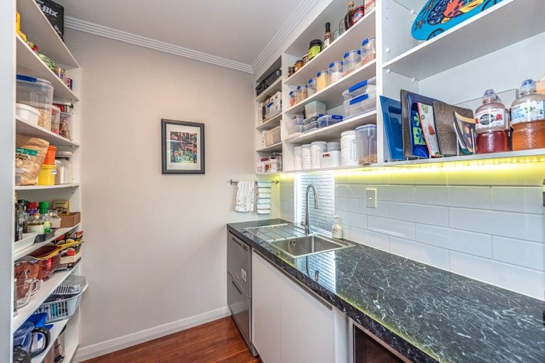 Photo of property in 16 Oakland Avenue, Saint Johns Hill, Whanganui, 4500