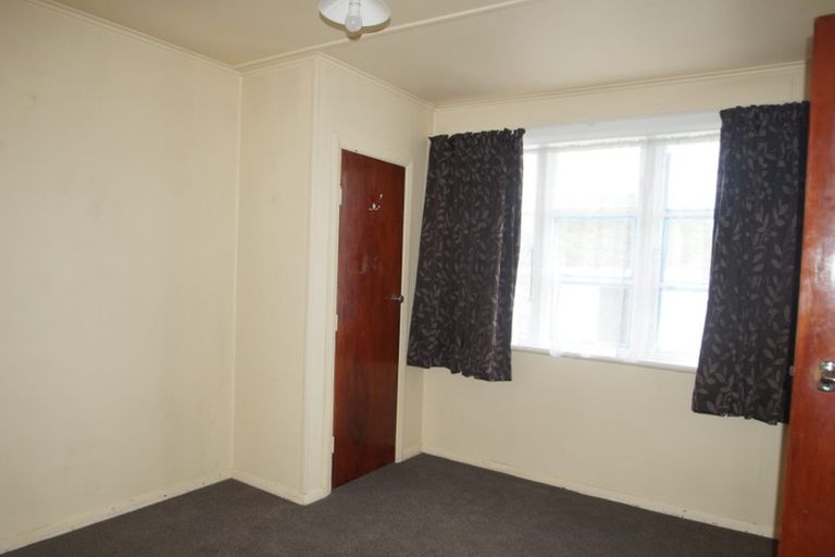 Photo of property in 21 Holland Street, Avonside, Christchurch, 8061