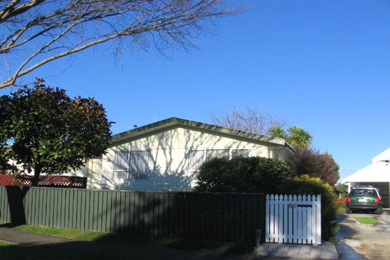 Photo of property in 81 Apollo Parade, Milson, Palmerston North, 4414