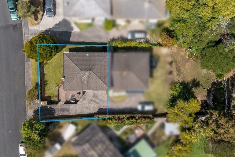 Photo of property in 1/30 Acacia Road, Torbay, Auckland, 0632