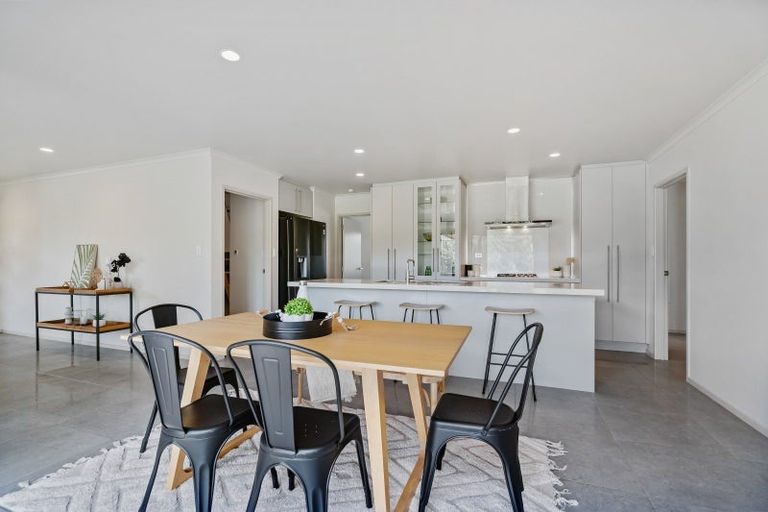 Photo of property in 11 Waitaha Place, Ruakaka, 0116