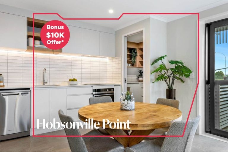 Photo of property in 3/2 Te Rito Road, Hobsonville, Auckland, 0616