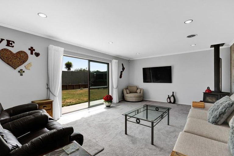 Photo of property in 50 Penrod Drive, Bell Block, New Plymouth, 4312