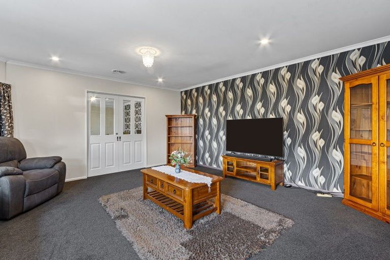 Photo of property in 57 Broadhaven Avenue, Parklands, Christchurch, 8083