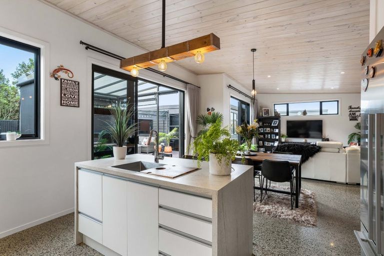 Photo of property in 204b Casement Road, Whangamata, 3620